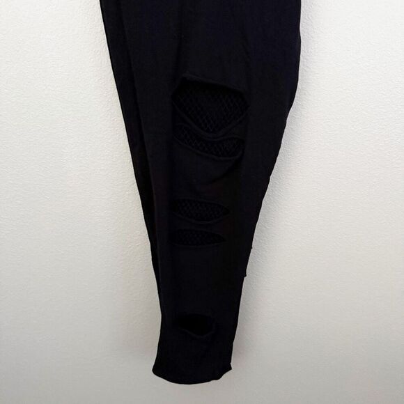 TORRID | Black Full-Length Mesh Slit Pocket Leggings Fishnet Distressed | 6 (6X) - Picture 4 of 10